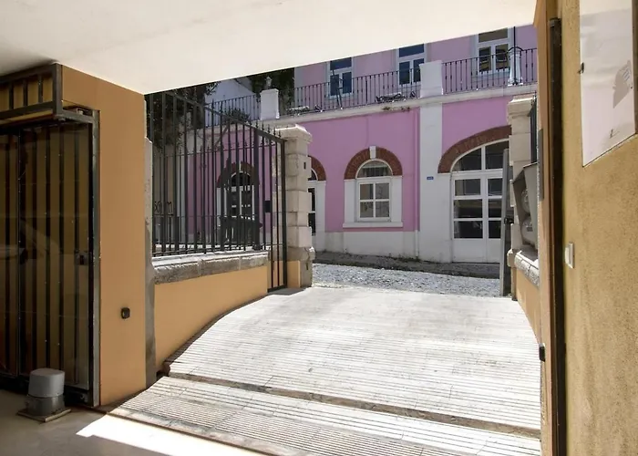Superb Modern And Unique Liberdade *